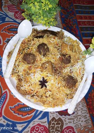 A picture of Beef kofta biryani.