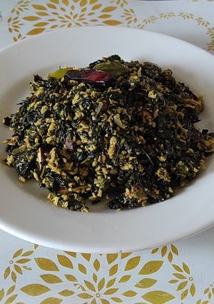 A picture of Green Spinach stir fry.