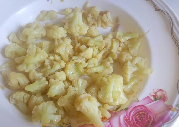 Recipe of Quick Steamed cauliflower