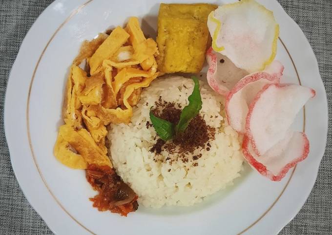 Nasi Uduk Rice Cooker / Magicom