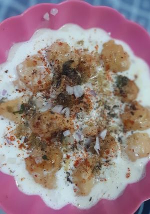 A picture of Moong dal dahi bhalle.