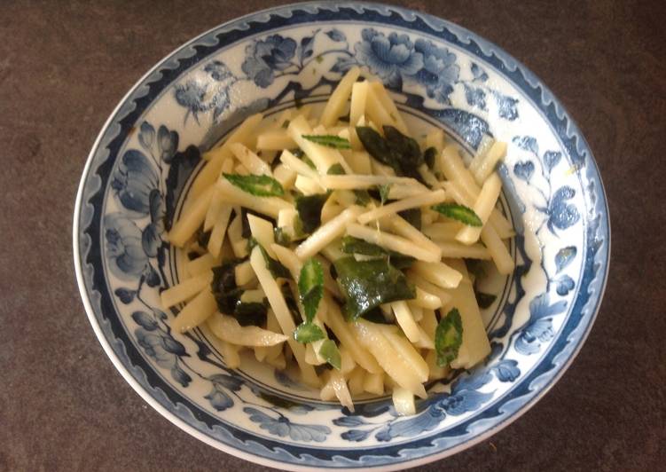 Steps to Make Any-night-of-the-week Potato and wakame salad with Japanese twist