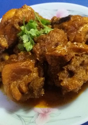 A picture of Chicken masala.
