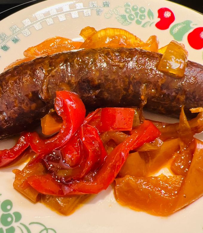 Crock Pot Brats And Peppers: Easy, Flavorful Dinner Recipe
