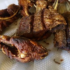 A picture of Deep fried fish.