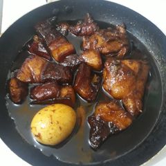 A picture of Joejoe's Chicken Pork Adobo.