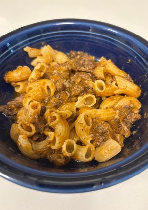 A picture of Slow Cooker Short Rib Goulash.