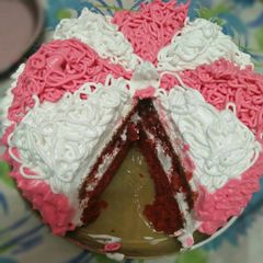 A picture of RedVelvet cake.. Post 1 #anniversary.