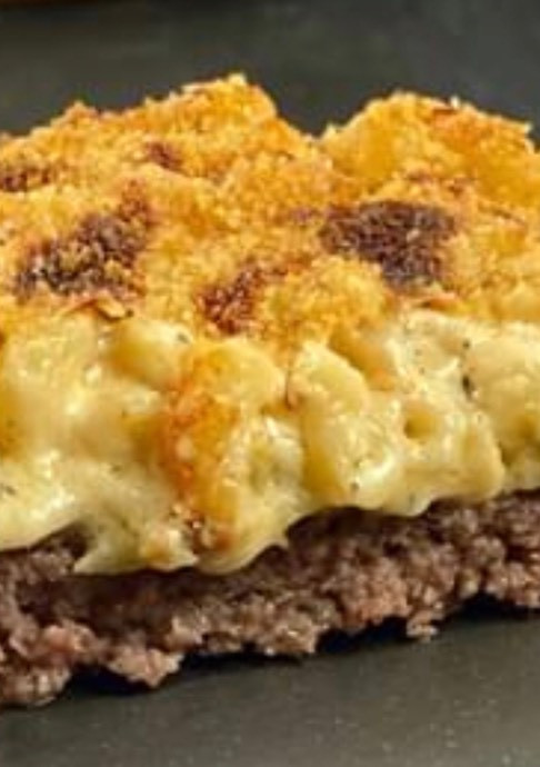 A picture of Hamburger Mac and cheese.
