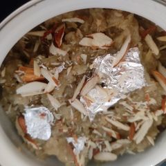 A picture of Dudhi halwa.