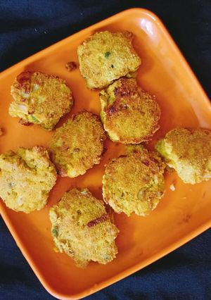 মটর ডালের বড়া (matar daler bora recipe in Bengali) রেসিপির প্রধান ছবি
