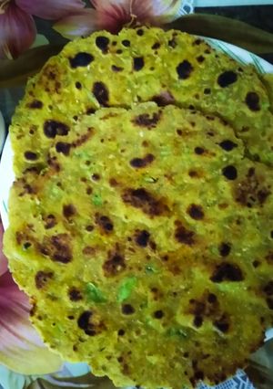 દૂધીનાં થેપલા (Dudhi Thepla recipe in Gujarati) રેસીપી મુખ્ય ફોટો