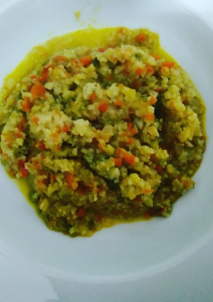 Una foto de Falso cuscús con verduras🥕🌶️🥒🥦🍃