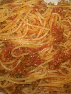صورة لوصفة مكرونة أسباجتى باللحمة المفرومة 🍝