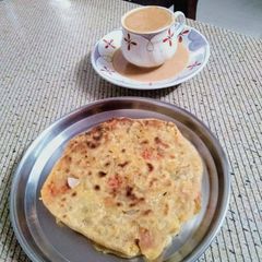 A picture of Bhel paratha.