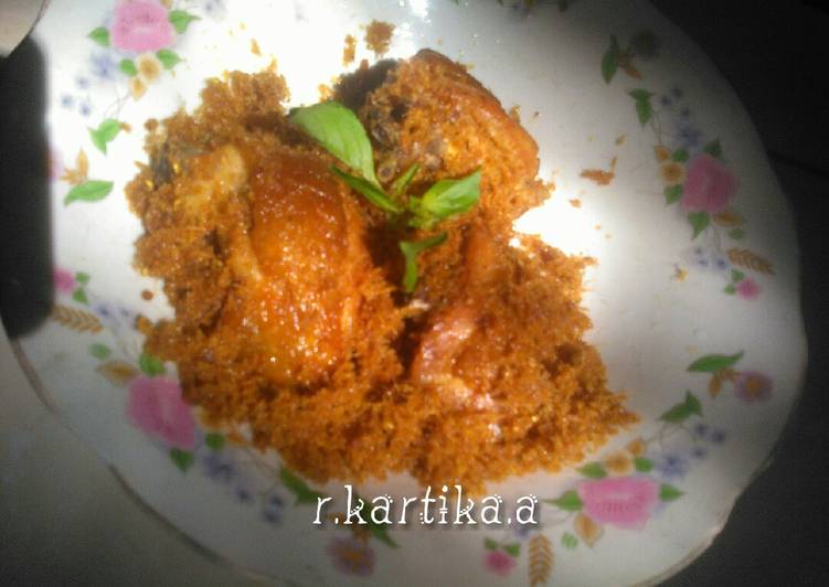 Resep: Untuk Mencoba Di Rumah7.Ayam goreng lengkuas