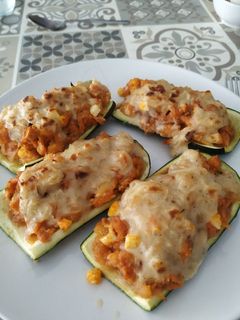 Una foto de Calabacines rellenos light para dieta