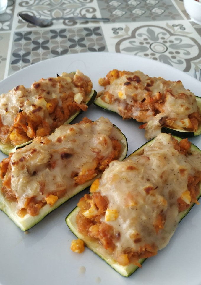 Una foto de Calabacines rellenos light para dieta