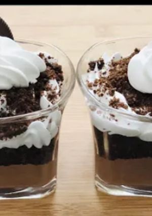 A picture of Oreo Chocolate Trifle.