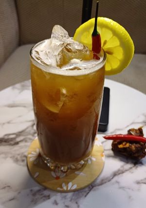 صورة لوصفة عصير تمر هندي سبايسي 🌶 🍹
