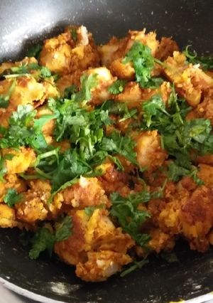 सूखी मसालेदार अरबी (Sukhi masaledar arbi recipe in hindi) रेसिपी मुख्य फोटो