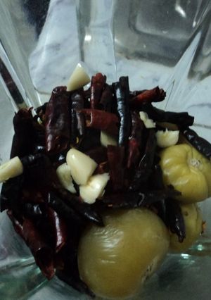 Una foto de Salsa de chiles quemados ranchera la tía güera