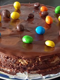 Una foto de Tarta de galletas y chocolate