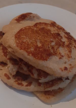 Una foto de Hotcakes de avena y banana🍌(súper saludables)