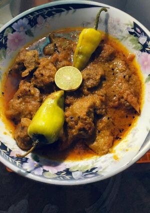 A picture of Achar ghousht.