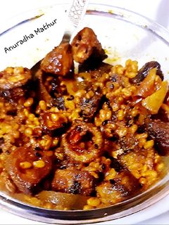 इन्सटेन्ट करेले का अचार (Instant Karela ka Achar recipe in Hindi) रेसिपी मुख्य फोटो