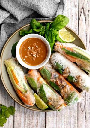 A picture of Vietnamese Summer Rolls.