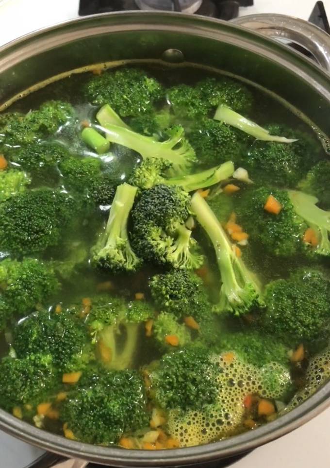 Суп з броколі 🥦