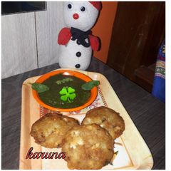 A picture of Kachche Kele Ki Tikki (raw banana cutlets).