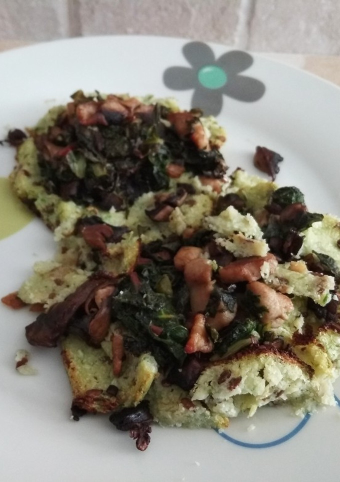 Una foto de Pizzetas de coliflor con pavo y verduritas