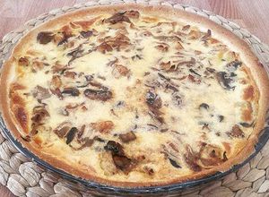 Una foto de Quiche pollo y champiñones
