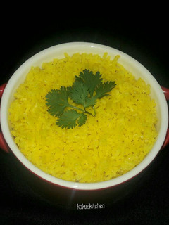 A picture of Tumeric rice.