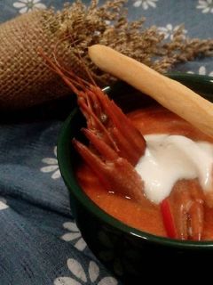 รูปของ Steamed Crayfish with Tomatoes Soup