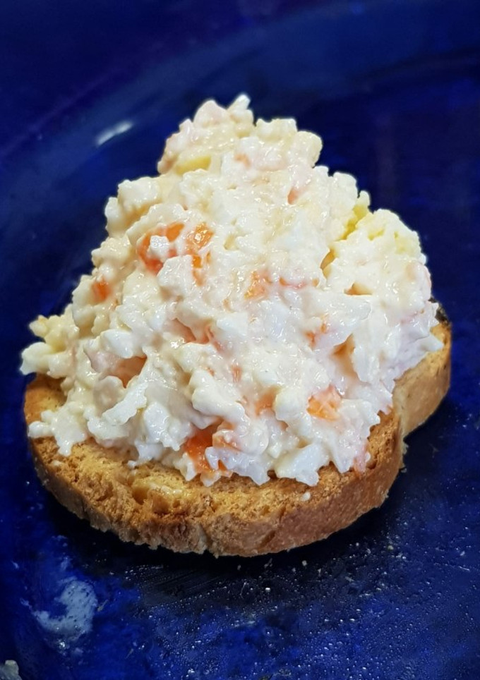 Una foto de Ensalada de cangrejo🦀