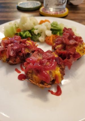 A picture of Bacon Cheeseburger Bites.