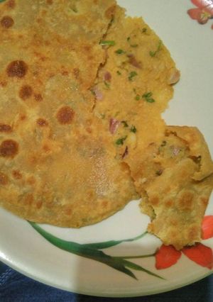 A picture of Aloo Paratha.