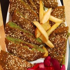 Walnut Falafels A picture of Walnut Falafels.