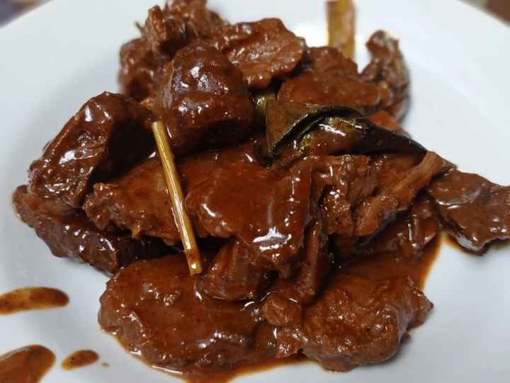Langkah Gampang Menyiapkan Resep Daging Rendang Bumbu Instan yang Uenak Anti Ribet, Mantap Sekali