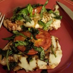 A picture of Caprese Chicken.