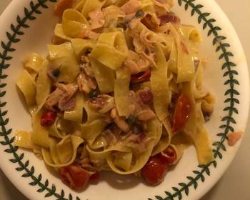 Ultimate Make Recipe Smoked Salmon Shallot Tomato  Caper Pasta Delicious and Healthy