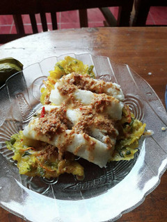 Foto resep Lontong isi oncom dan bala-bala sambal kacang