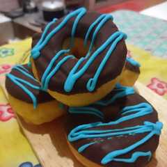 รูปของ Donat madu