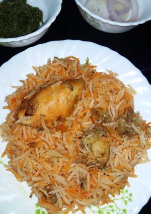 A picture of Chicken biryani.