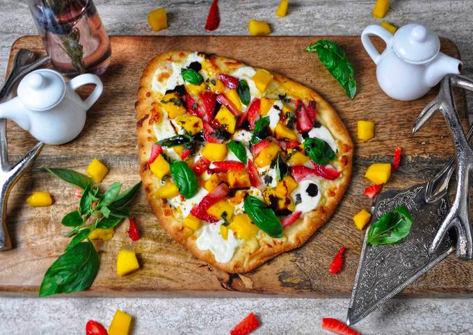 Recipe of Perfect Mango Strawberry Naan Pizza