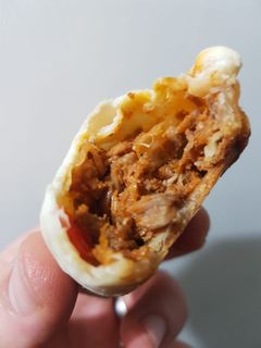 Una foto de Empanadas de carne mechada