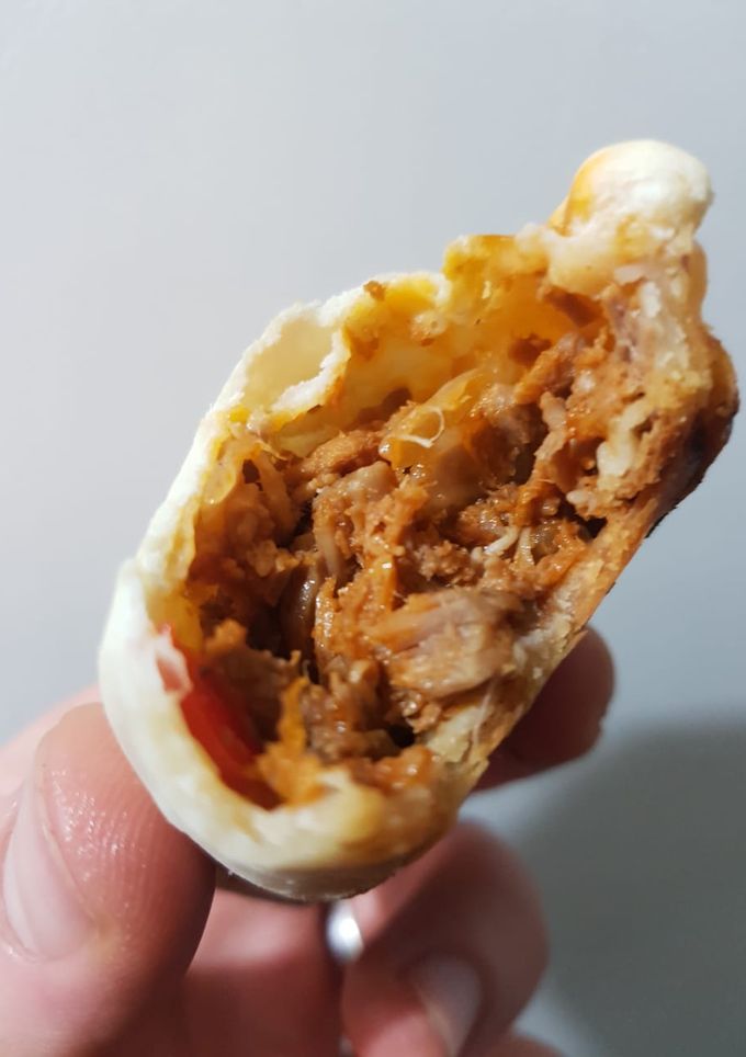 Una foto de Empanadas de carne mechada